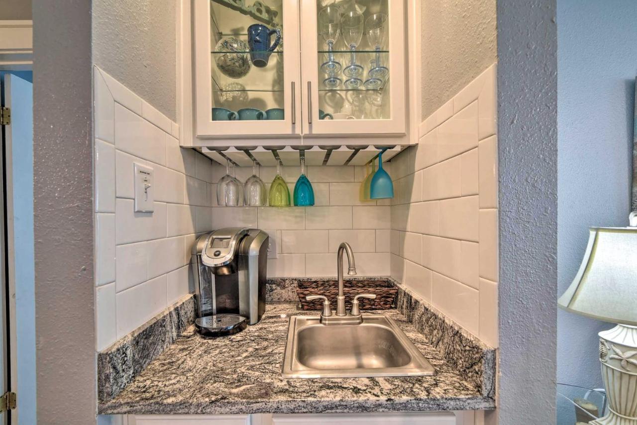 Port Aransas Condo With Outdoor Pool - Pets Welcome! Mustang Beach Luaran gambar