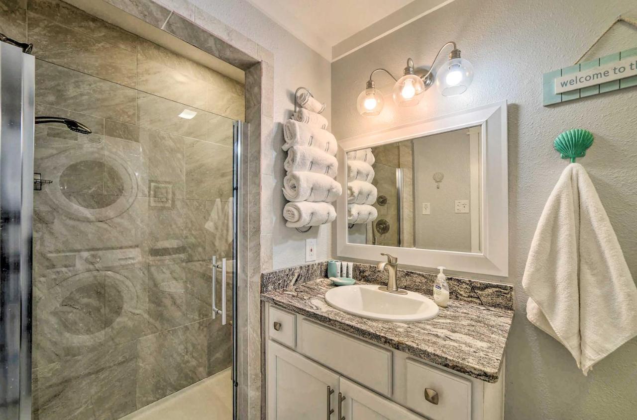 Port Aransas Condo With Outdoor Pool - Pets Welcome! Mustang Beach Luaran gambar